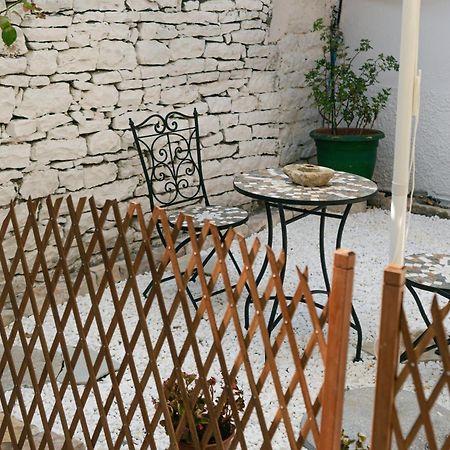 Petrichor Hotel Gjirokastër Exterior foto